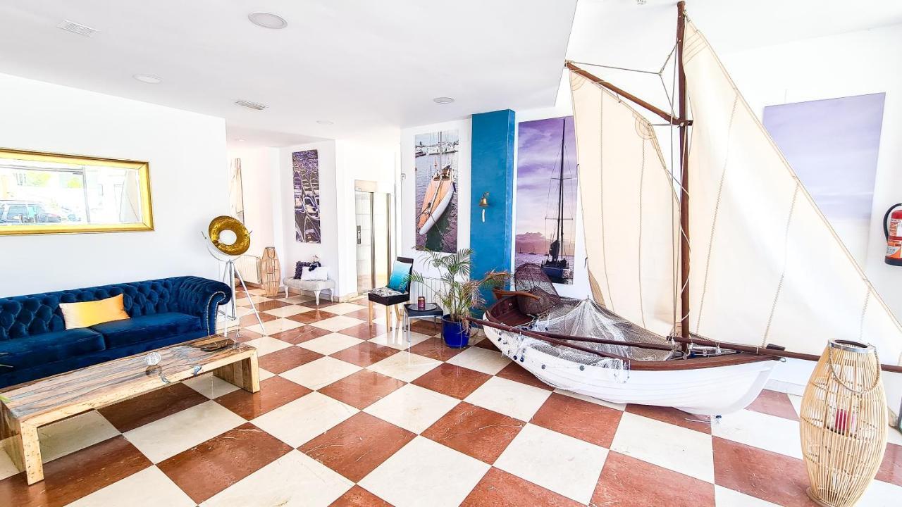 Hotel Calafell Platja Mar Exteriör bild