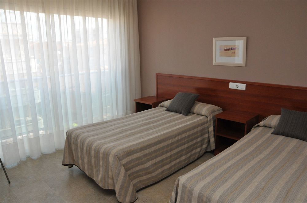 Hotel Calafell Platja Mar Exteriör bild