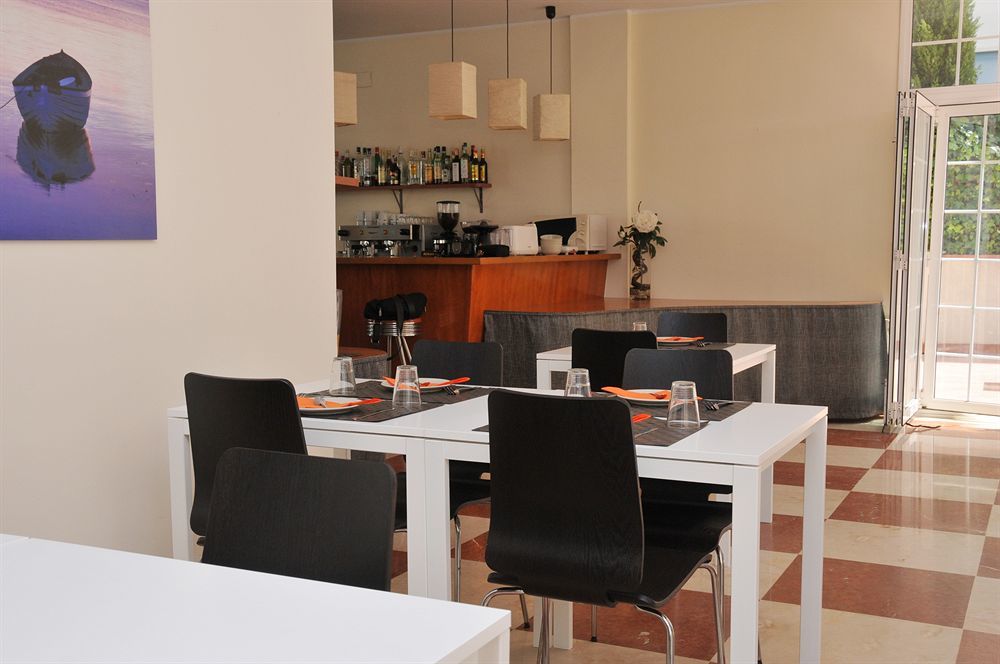 Hotel Calafell Platja Mar Exteriör bild