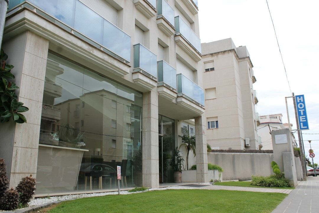 Hotel Calafell Platja Mar Exteriör bild